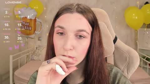 Snapshot of miss_eva__ chatting on 09.22.25 Eva online show from 09.22.25