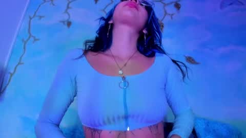 miss_evans_ online show from 03.31.26