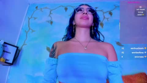 miss_evans_ online show from 04.10.26