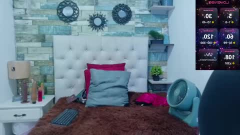 Snapshot of miss_evans_ chatting on 05.16.26 miss_evans_ online show from 05.16.26