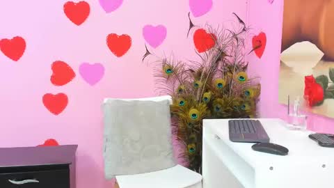 Monica Patricia online show from 03.08.25