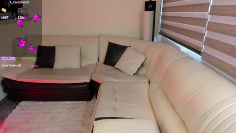 insta    online show from 02.12.25