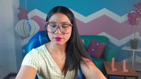 Snapshot of miss_honey1 chatting on 02.09.25 miss_honey1 online show from 02.09.25