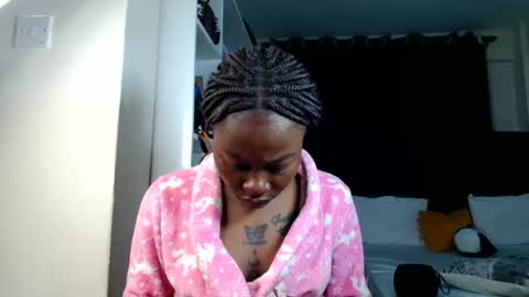 Snapshot of miss_kiarrafit chatting on 06.09.26 Miss Kiarrafit online show from 06.09.26