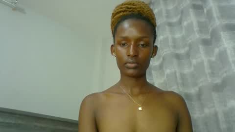 Snapshot of miss_kiki7 chatting on 01.12.26 kiki online show from 01.12.26