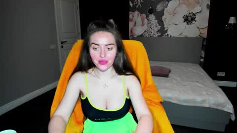 miss_kiten online show from 11.26.25