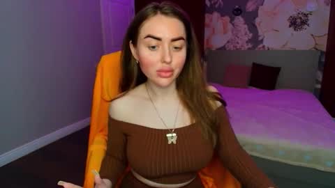Snapshot of miss_kiten chatting on 05.19.26 miss_kiten online show from 05.19.26
