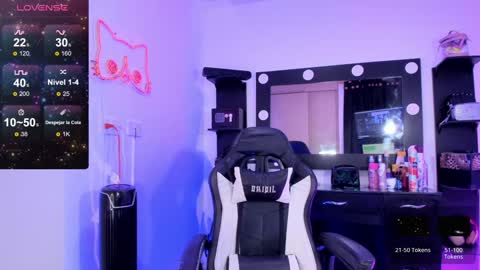 Miss Kittyn online show from 01.26.25