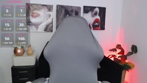 Snapshot of miss_laiila chatting on 02.17.26 Laila online show from 02.17.26