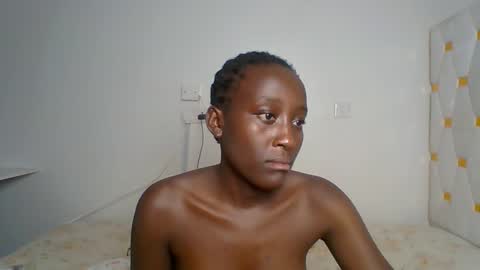 Snapshot of miss_lolah7 chatting on 04.29.26 miss_lolah7 online show from 04.29.26