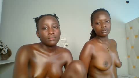 Snapshot of miss_lolah7 chatting on 05.17.26 miss_lolah7 online show from 05.17.26