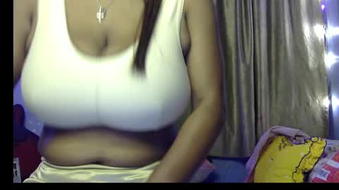 Snapshot of miss_mahi69 chatting on 02.20.26 Mahi online show from 02.20.26