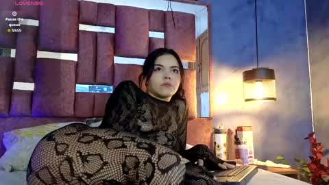 Snapshot of miss_merly chatting on 04.25.26 miss_merly online show from 04.25.26