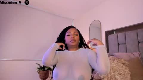 Mian  online show from 10.21.25