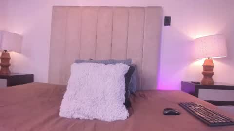 Snapshot of miss_milf_ chatting on 06.26.26 miss_milf_ online show from 06.26.26