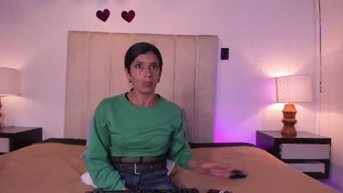 Snapshot of miss_milf_ chatting on 06.27.26 miss_milf_ online show from 06.27.26