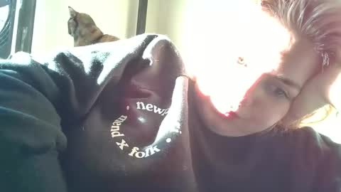 Snapshot of miss_miseryxo chatting on 04.23.26 bri online show from 04.23.26