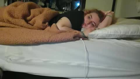 Snapshot of miss_miseryxo chatting on 05.11.26 bri online show from 05.11.26