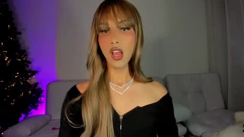 Goddess Myers  thumb up is important for me kisses  online show from 12.09.24