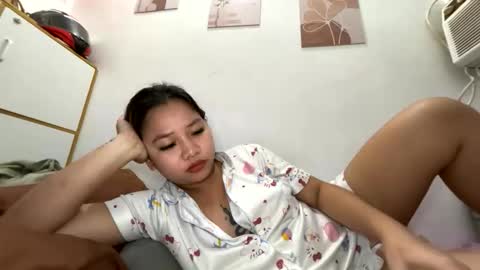 Snapshot of miss_peachyxxx chatting on 05.25.26 Lyn online show from 05.25.26