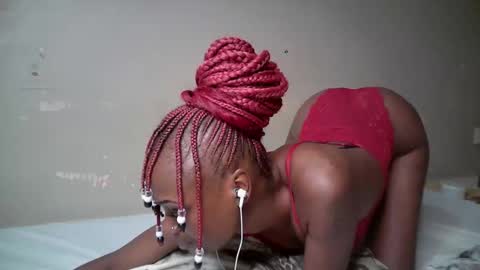 Snapshot of miss_pretty01 chatting on 05.14.26 miss_pretty01 online show from 05.14.26