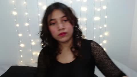 Snapshot of miss_rose1 chatting on 01.30.25 ROS online show from 01.30.25