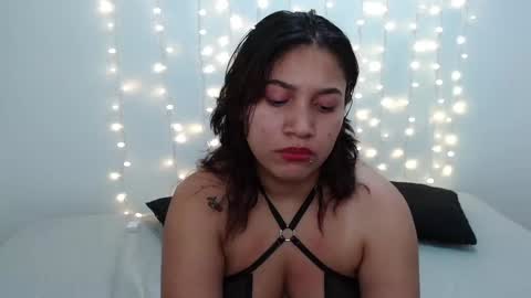 Snapshot of miss_rose1 chatting on 02.05.25 ROS online show from 02.05.25