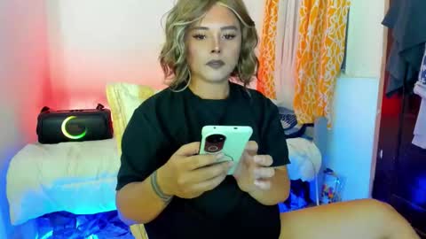 Snapshot of miss_sabrinaxx chatting on 03.25.26 miss_sabrinaxx online show from 03.25.26