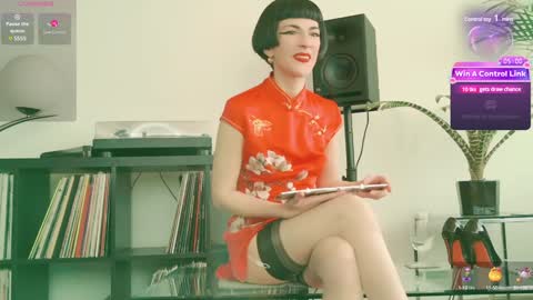 Snapshot of miss_satori_rose chatting on 01.29.25 Satori Rose online show from 01.29.25