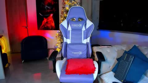 Sophie Cardenas ..... independent model online show from 01.08.26