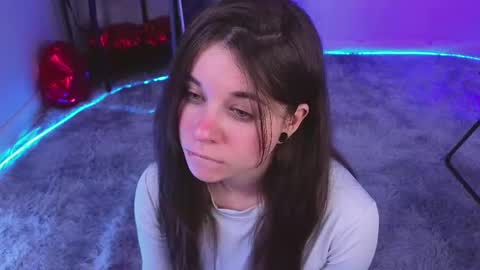 Spider girl Help me reach 10 likes online show from 02.21.25