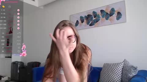 Bella online show from 02.22.25