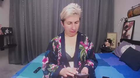 Snapshot of miss_tasha_kom chatting on 12.06.24 miss_tasha_kom online show from 12.06.24
