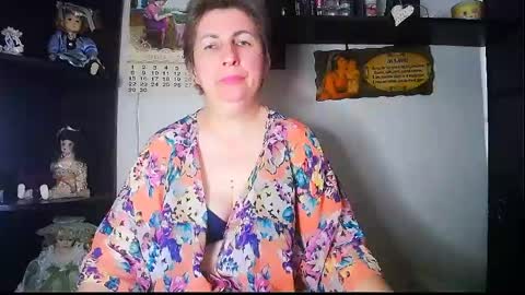 Snapshot of miss_tasha_kom chatting on 06.06.26 miss_tasha_kom online show from 06.06.26