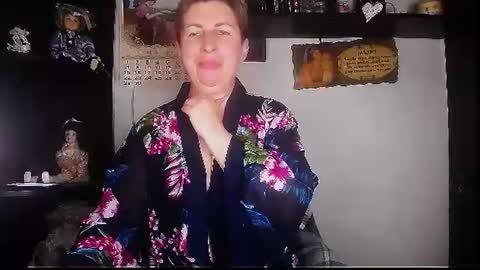 Snapshot of miss_tasha_kom chatting on 06.15.26 miss_tasha_kom online show from 06.15.26