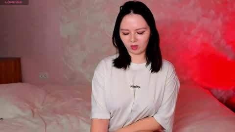 Snapshot of miss_teasee chatting on 04.16.26 JULIE online show from 04.16.26
