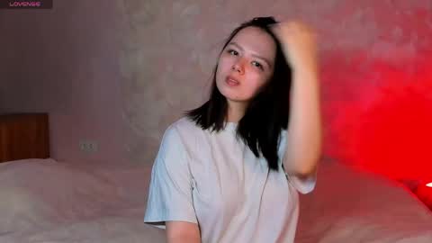 Snapshot of miss_teasee chatting on 04.22.26 JULIE online show from 04.22.26