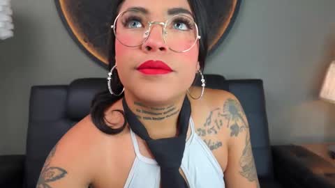 Vaiolette online show from 01.10.26