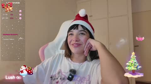 Snapshot of miss_valuns chatting on 12.16.24 Valuns online show from 12.16.24