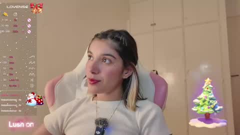 Snapshot of miss_valuns chatting on 12.17.24 Valuns online show from 12.17.24