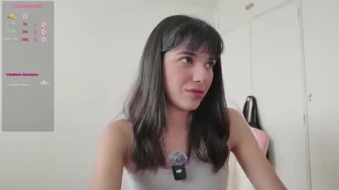 Snapshot of miss_valuns chatting on 09.30.25 Valuns online show from 09.30.25