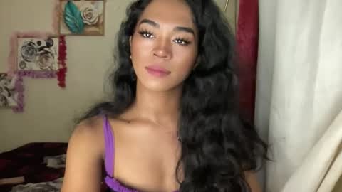 miss_veron_xoxo online show from 12.20.25