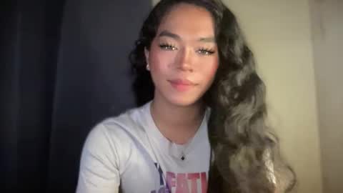 Snapshot of miss_veron_xoxo chatting on 02.05.26 miss_veron_xoxo online show from 02.05.26