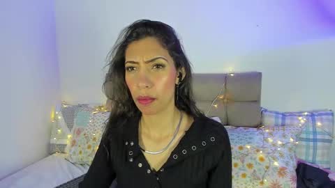 Snapshot of miss_veronica2 chatting on 02.18.25 Miss Veronica online show from 02.18.25