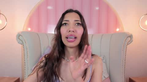 Veronica summer  7AM to 1500 PM hour GMT-5 online show from 12.16.24