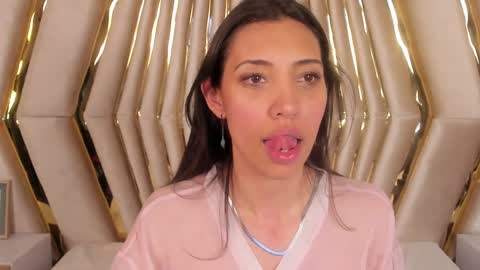 Veronica summer  7AM to 1500 PM hour GMT-5 online show from 01.02.25