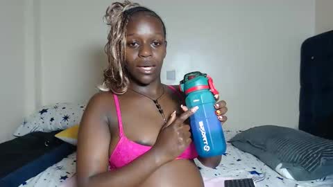 Snapshot of miss_wetcherry chatting on 05.15.26 Cherie Independent model online show from 05.15.26
