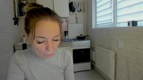 miss_you20 online show from 10.16.25