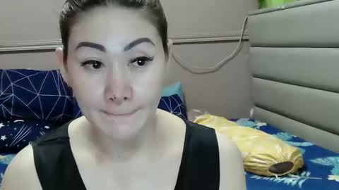 Snapshot of miss_zephyr chatting on 02.02.26 HOT MOMMY ZEPHYR online show from 02.02.26