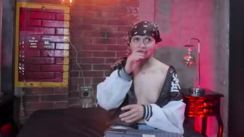 Snapshot of missaelrossi chatting on 04.10.26 Miguel online show from 04.10.26